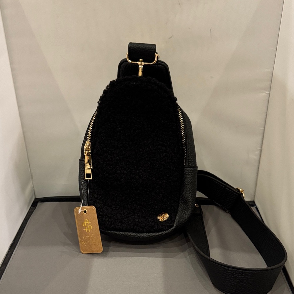 Simply Southern Black Shearling Crossbody‎ Bag new with tags